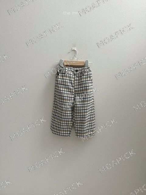 아델체크팬츠