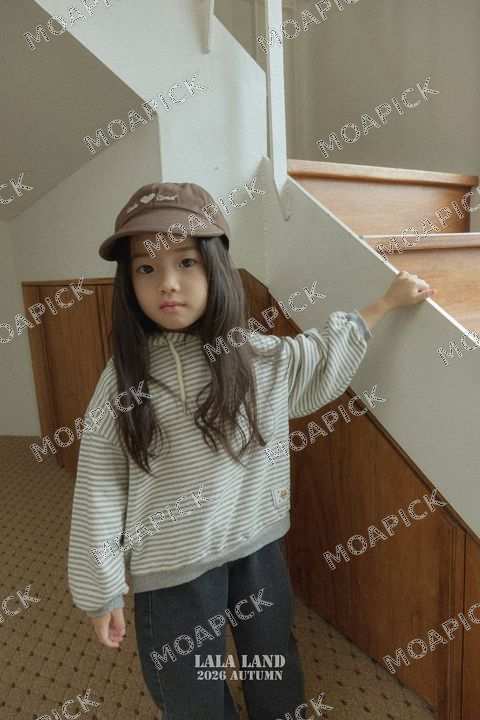 모모후드티