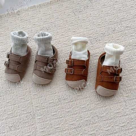 작은배색투버클