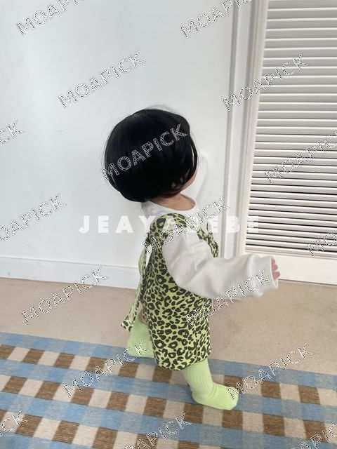 레오파드오버롤슈트