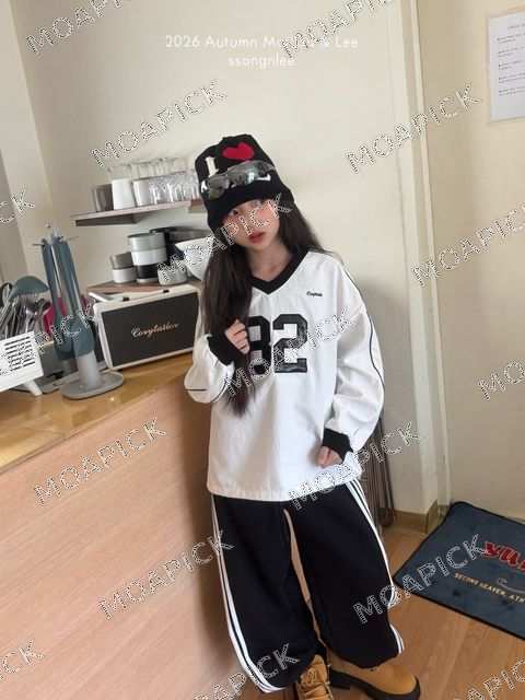 82브이넥티