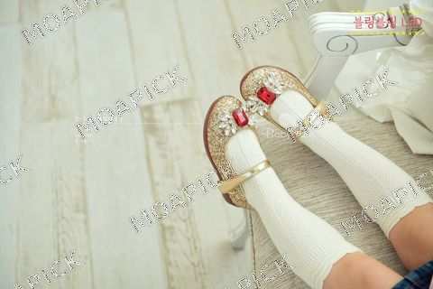 Y761ALED뽀로리플랫