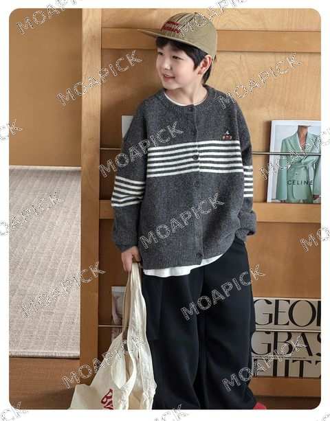 코니마우쓰니트가디건