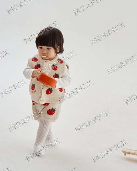 딸기니트조끼