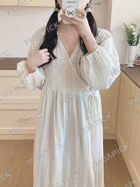 꽃송이(랩)원피스가운