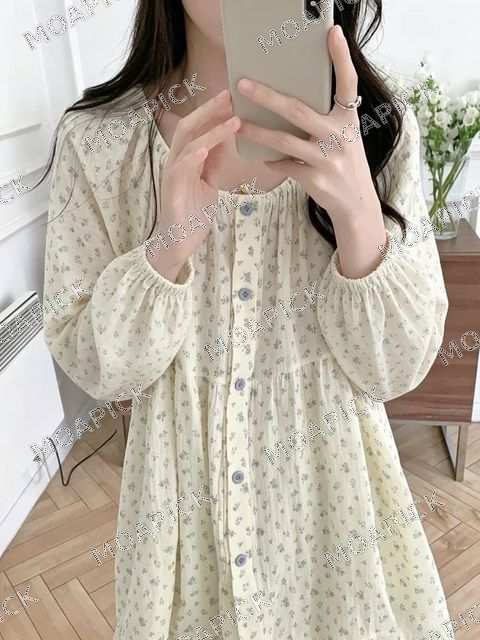 긴팔삼색꼬까꽃