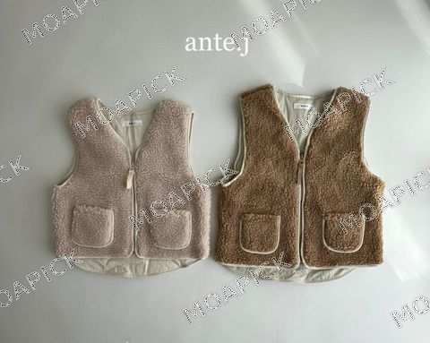 포켓뽀글조끼